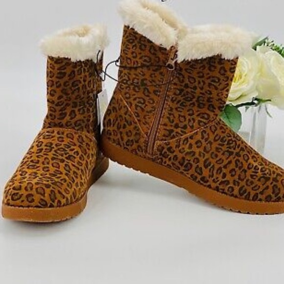 Suede Leopard Print Boots with Fur - Picture 12 of 12